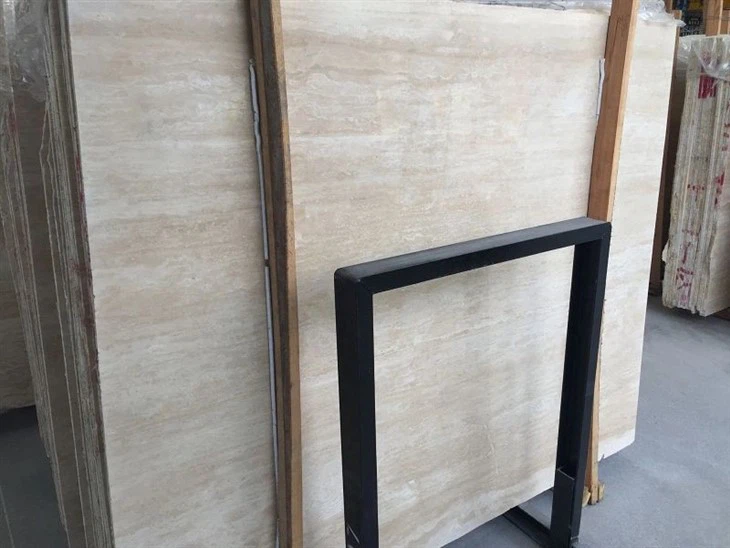 Roman-Beige-Cream-White-Travertine-with-Straight-Veins-Cross-Cut-for-Slab.webp (5)(001)