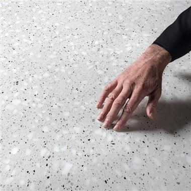 Terrazzo Juoda ir balta