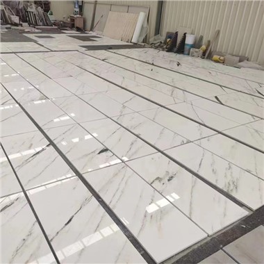 Calacatta plokštės Nauji Kinijos baltojo akmens marmurai namams