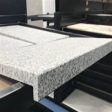 G603 šviesiai pilkas granitas grindinio / palisado / balustro / bordiūro akmeniui